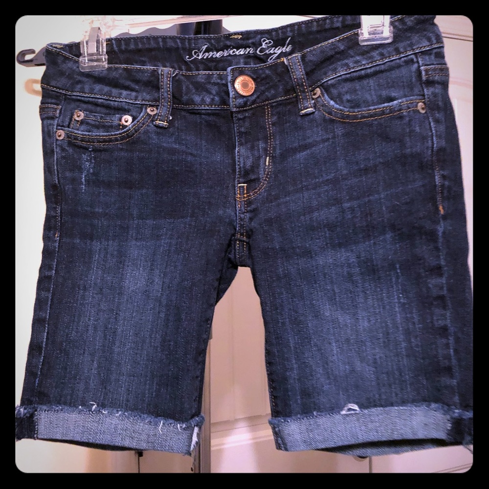Size 2 American eagle shorts